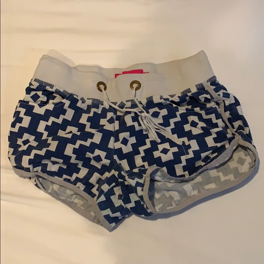 summer booty shorts
